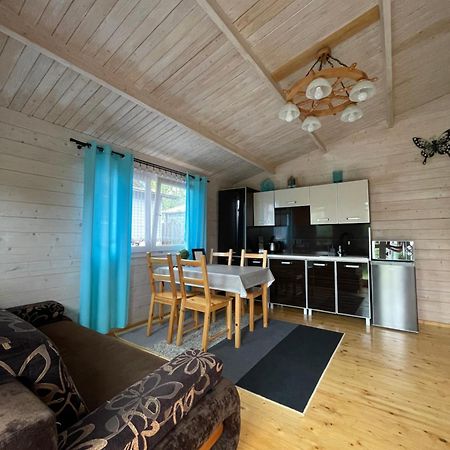 Sewana Pokoje Goscinne I Domki Letniskowe Mikołajki Exteriör bild